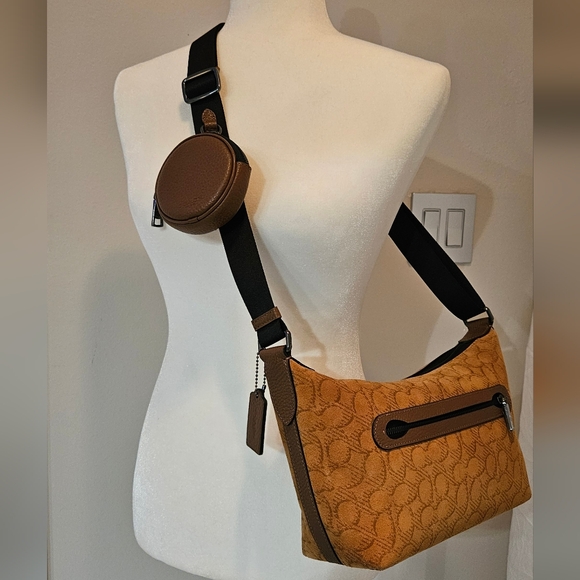 NWT Coach Small Finn Crossbody Bag CCG16 Caramel Sable Suede Signature + Pouch - Picture 11 of 17